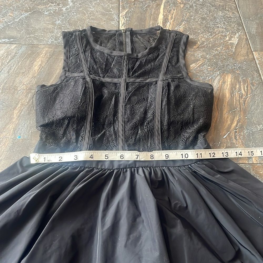 BCBGeneration, Black Party Dress Size 0 - Picture 9 of 14